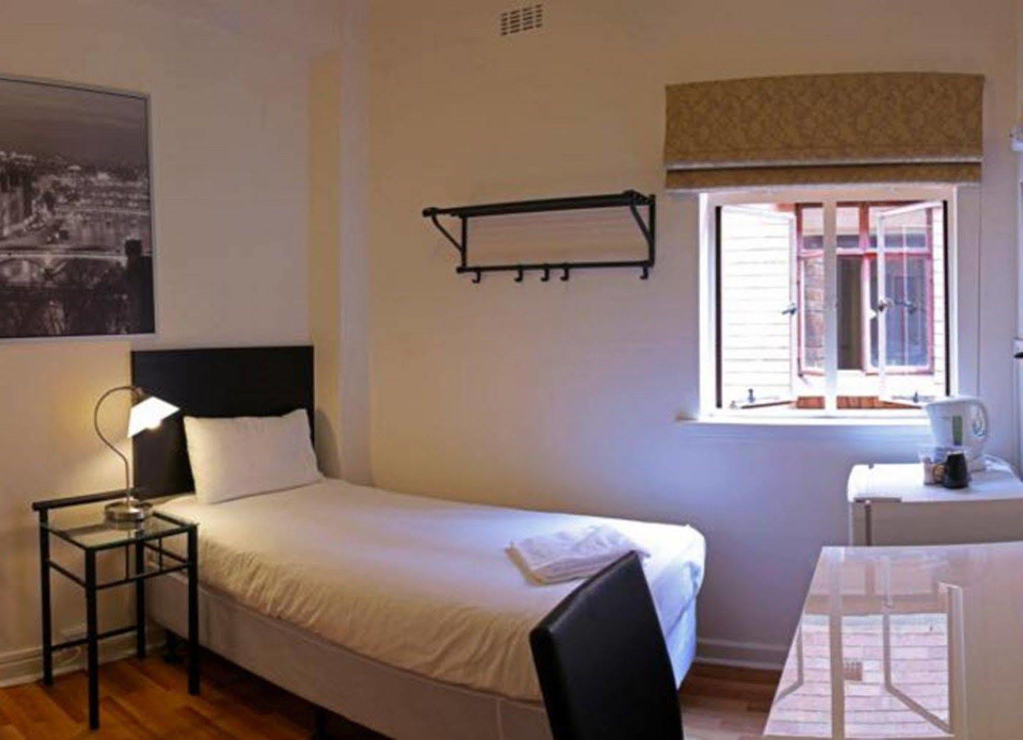 City Centre Budget Hotel Мельбурн Екстер'єр фото